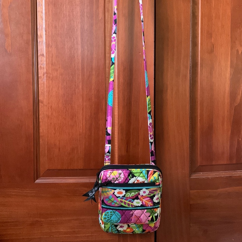 Vera Bradley purse - Picture 1 of 4